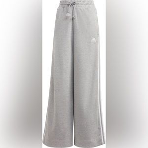 NWT wide leg adidas sweatpants